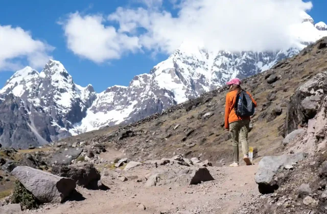 tourists-nevado-del-ausangate-city-cusco-by-yuri-ugarte-cespedes (2)
